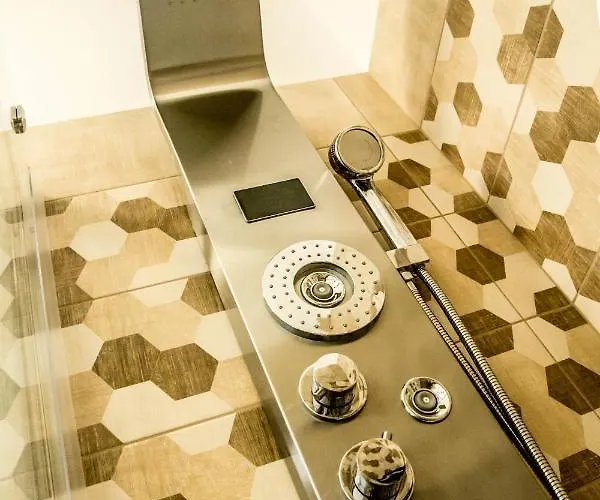 Da Mariolina Konukevi