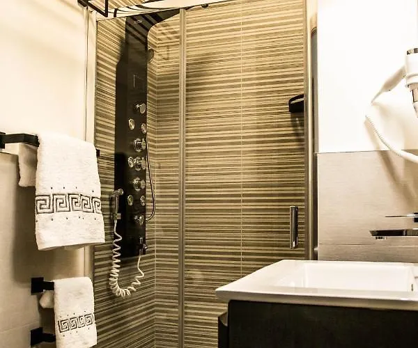 ゲストハウス Da Mariolina 4*